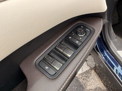 Used 2024 Lexus RX 350 FWD w/ Technology Package image 11