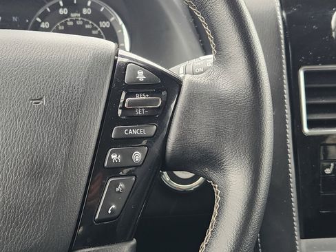 Used 2024 INFINITI QX80 Luxe RWD image 32