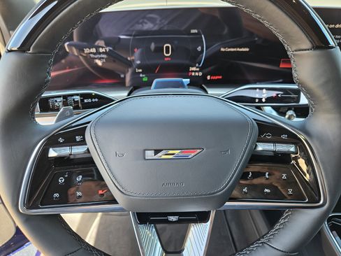 New 2026 Cadillac Lyriq V image 34