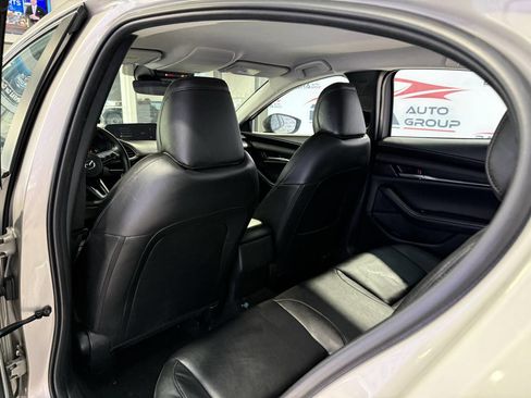 Used 2025 MAZDA MAZDA3 s image 37