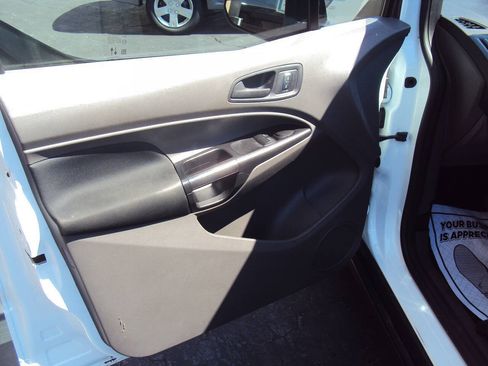 Used 2022 Ford Transit Connect XL FWD image 8