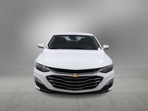 Used 2023 Chevrolet Malibu LT image 3