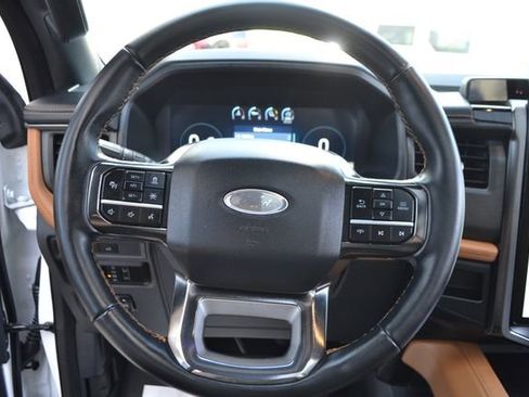 Certified 2024 Ford Expedition Platinum AWD/4WD image 21