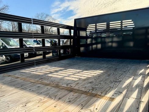 Used 2024 Ford F350 XLT image 21