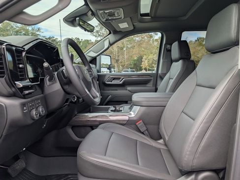 New 2026 Chevrolet Silverado 2500 LTZ w/ LTZ Plus Package image 14