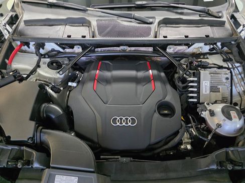 Used 2024 Audi SQ5 Prestige AWD/4WD image 55