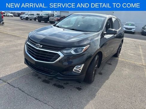 Used 2019 Chevrolet Equinox LT FWD image 2