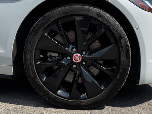 Used 2021 Jaguar XF R-Dynamic SE image 73