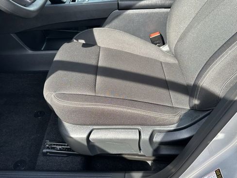 Certified 2025 Nissan Rogue S image 25