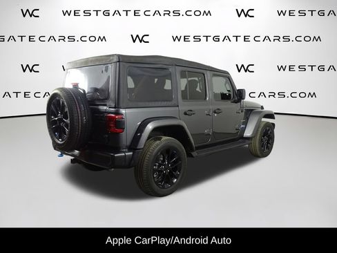 Used 2023 Jeep Wrangler Unlimited Sahara AWD/4WD image 5