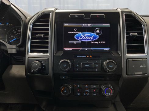 Used 2015 Ford F150 XLT w/ Equipment Group 302A Luxury image 14