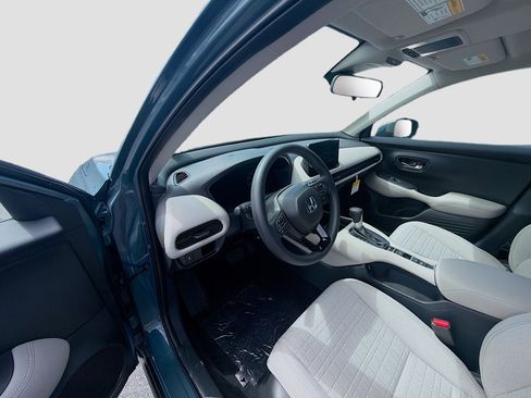 New 2026 Honda HR-V LX image 9