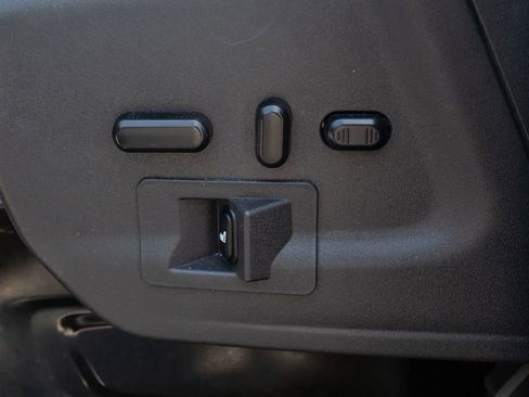 Used 2018 Ford Transit 350 XLT RWD image 39