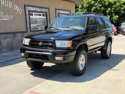 Used 1999 Toyota 4Runner SR5 AWD/4WD image 3
