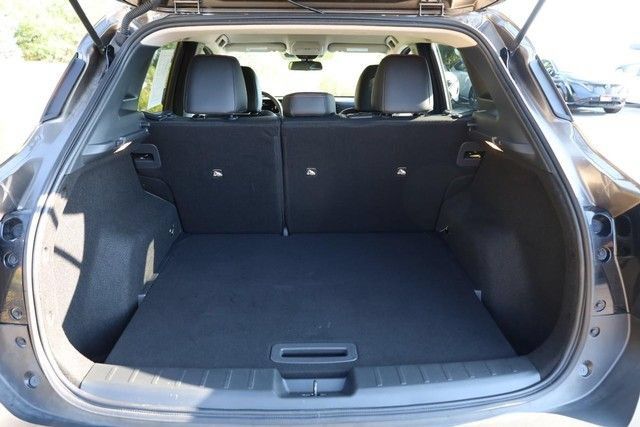 Certified 2026 Nissan Kicks SR FWD image 7