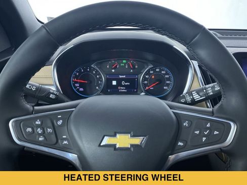 Certified 2023 Chevrolet Equinox Premier FWD image 3