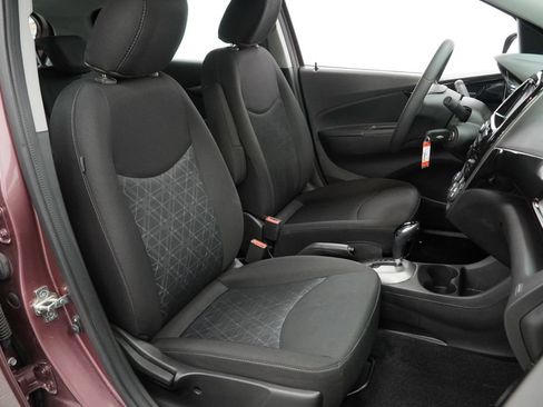 Used 2019 Chevrolet Spark LT FWD image 27