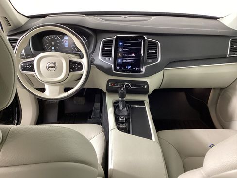 Used 2020 Volvo XC90 T6 Momentum AWD/4WD image 20