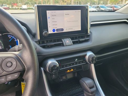 Used 2025 Toyota RAV4 LE image 23