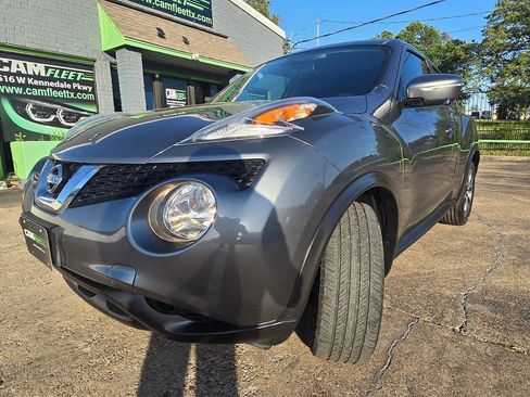 Used 2017 Nissan Juke SV w/ Technology Package image 57