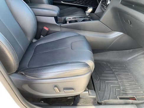 Used 2019 Hyundai Santa Fe Limited w/ Cargo Package image 17