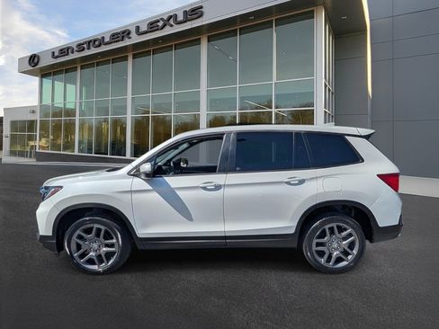 Used 2023 Honda Passport EX-L image 6