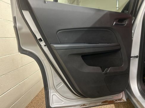 Used 2016 GMC Terrain SLE image 14