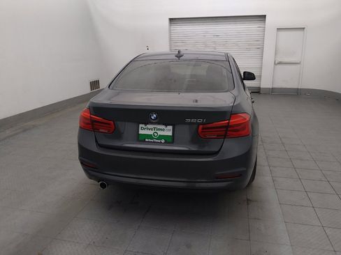 Used 2018 BMW 320i Sedan RWD image 7
