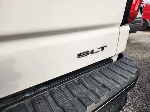 Used 2023 GMC Sierra 1500 SLT AWD/4WD image 8