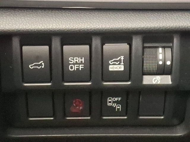 Used 2021 Subaru Forester Premium AWD/4WD image 26