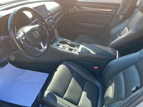 Used 2022 Honda Accord Sport image 2