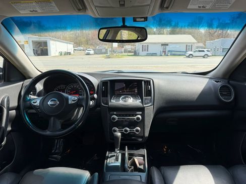 Used 2011 Nissan Maxima 3.5 SV w/ Tech Pkg image 29