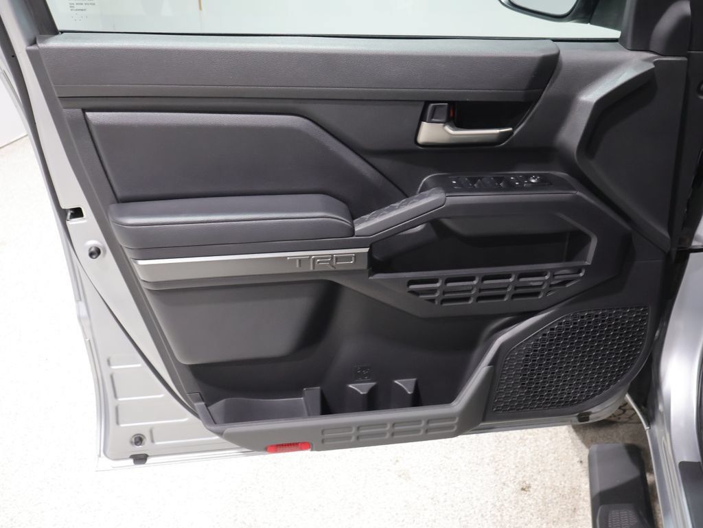 Used 2025 Toyota Tacoma TRD Off-Road AWD/4WD image 14
