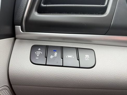 Used 2019 Hyundai Elantra SEL FWD image 18