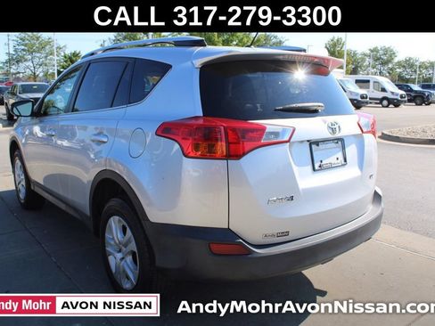 Used 2014 Toyota RAV4 LE FWD image 5