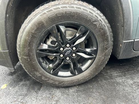 Certified 2023 Chevrolet Traverse LT w/ Midnight/Sport Edition AWD/4WD image 31
