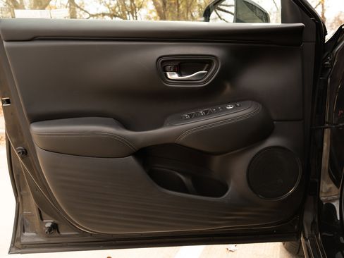 Certified 2023 Honda HR-V EX-L image 38