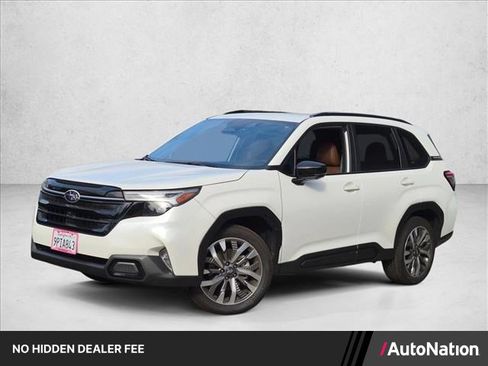 Certified 2025 Subaru Forester Touring AWD/4WD image 1
