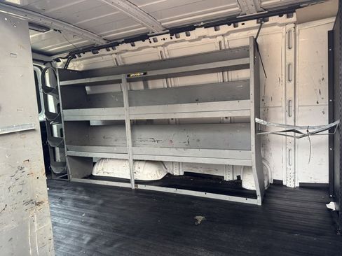 Used 2012 GMC Savana 2500 image 9