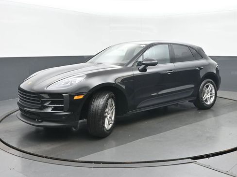 Used 2019 Porsche Macan AWD/4WD image 7