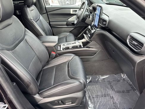 Certified 2023 Ford Explorer ST w/ Equipment Group 401A AWD/4WD image 16