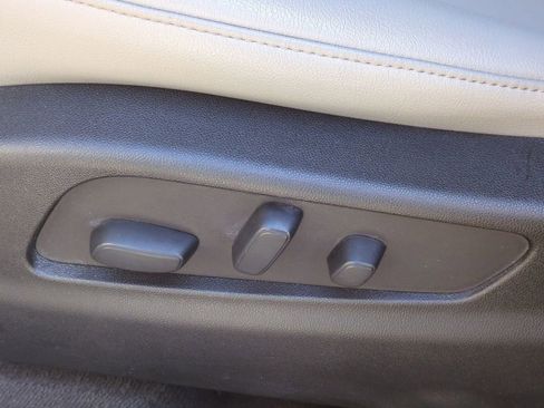 Used 2023 Cadillac XT4 Luxury w/ Driver Awareness Package image 19