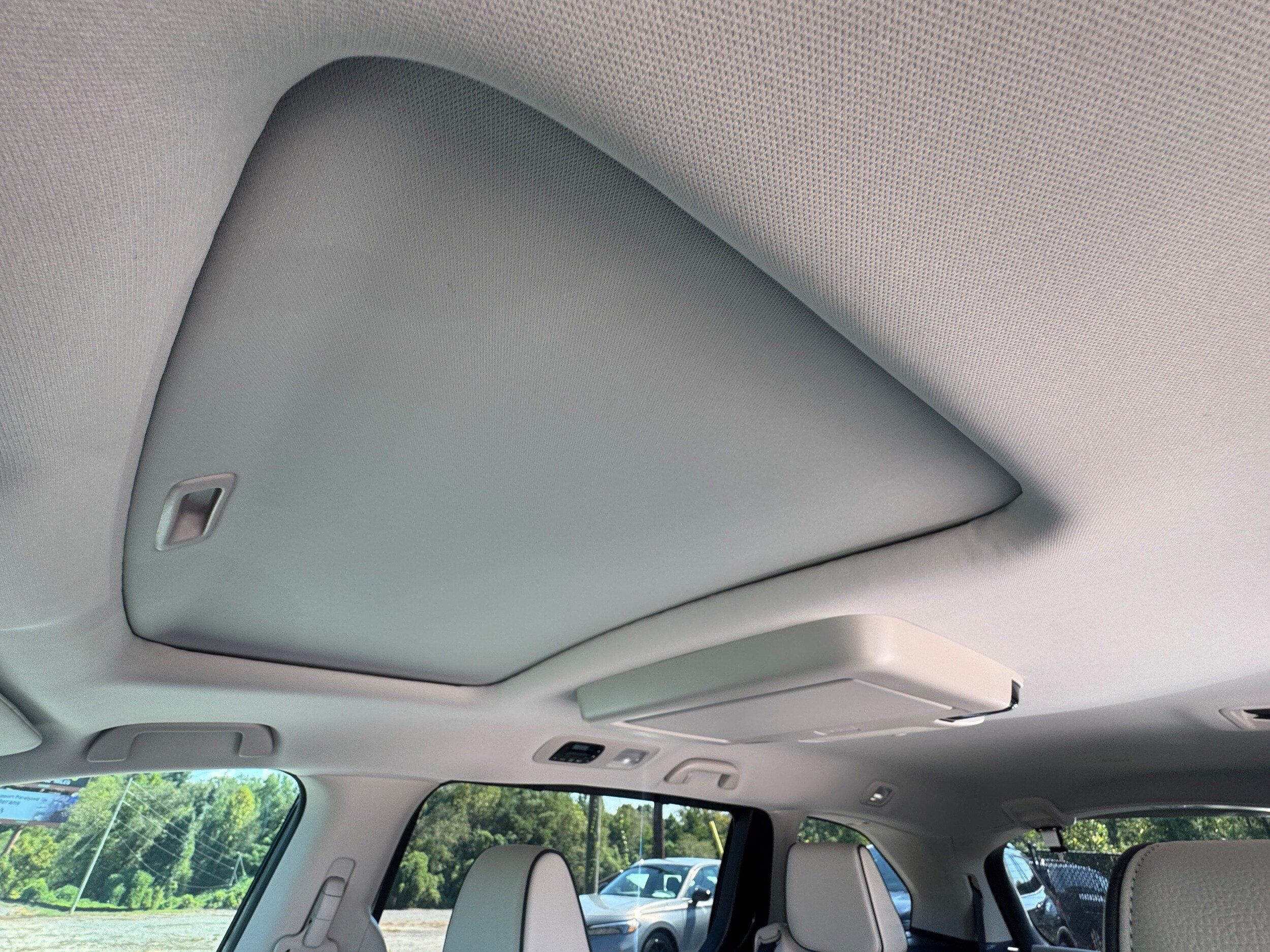 Used 2025 Honda Odyssey Touring image 21