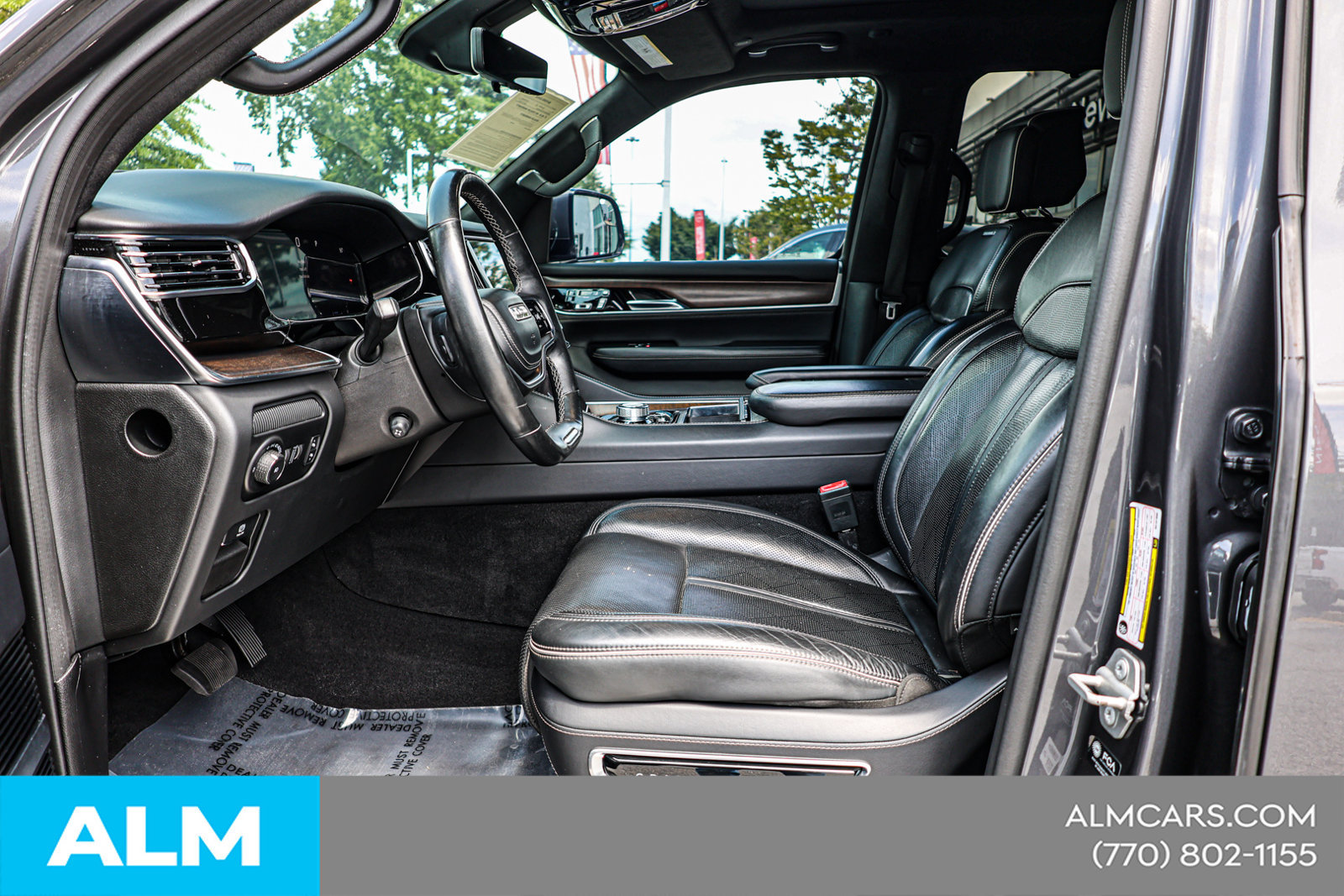 Used 2022 Jeep Grand Wagoneer Series II w/ Convenience Group III AWD/4WD image 17