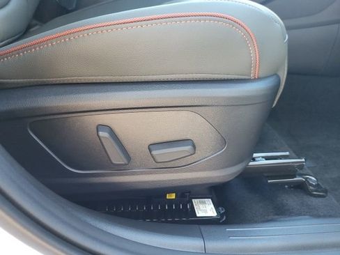 New 2025 Hyundai Santa Cruz Limited image 17