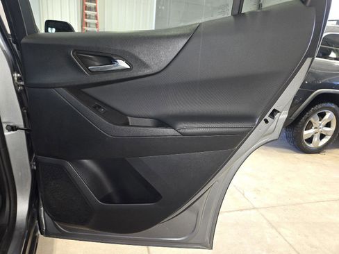 Used 2025 Chevrolet Equinox LT w/ Safety and Technology Package image 34