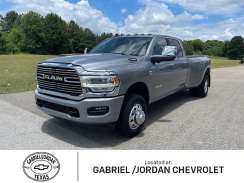 Used 2024 RAM 3500 Laramie w/ Towing Technology Group AWD/4WD image 1