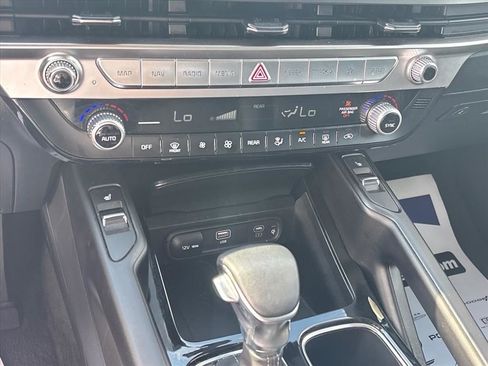 Used 2025 Kia Telluride S FWD image 20