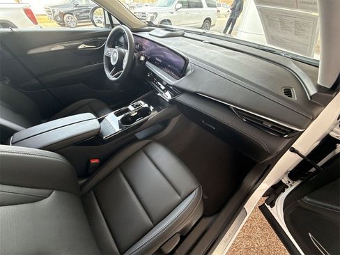 Used 2025 Buick Envision Preferred image 27