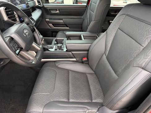 Used 2022 Toyota Tundra SR5 w/ SR5 Premium Package AWD/4WD image 11